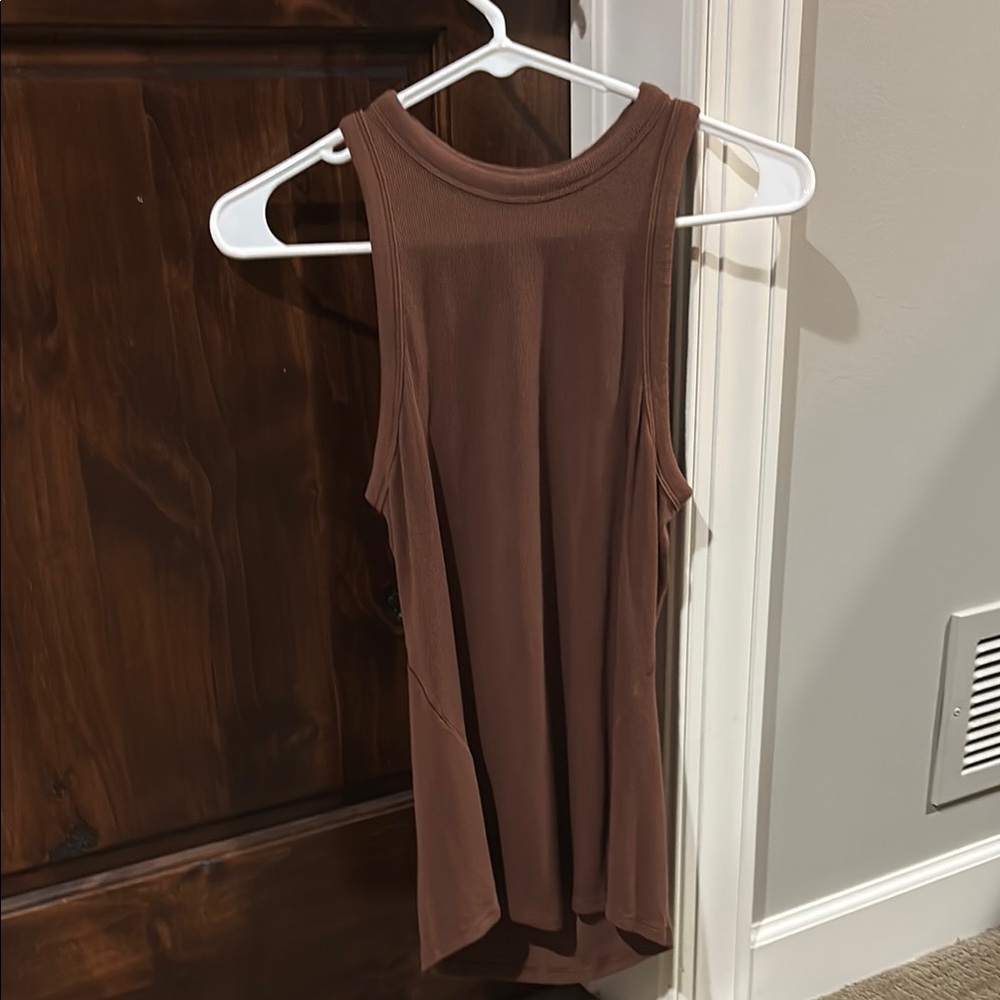 Lululemon Brown Slim Fit tank top size 6